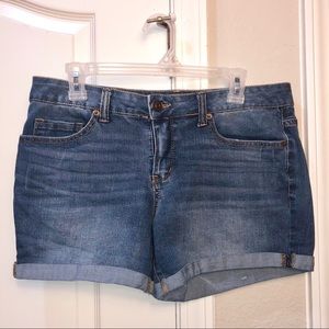 Time and Tru Jean Shorts Size 10